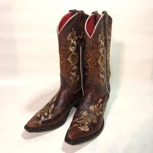 Macie Bean Embroidered Cowboy Boots